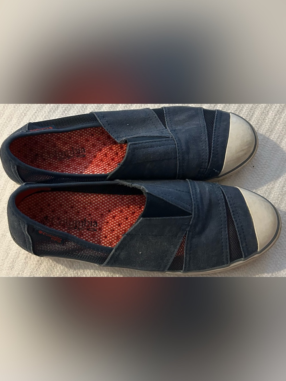 Women’s Columbia Vil’s N Vent Navy Blue Slip-On Shoes - size 9